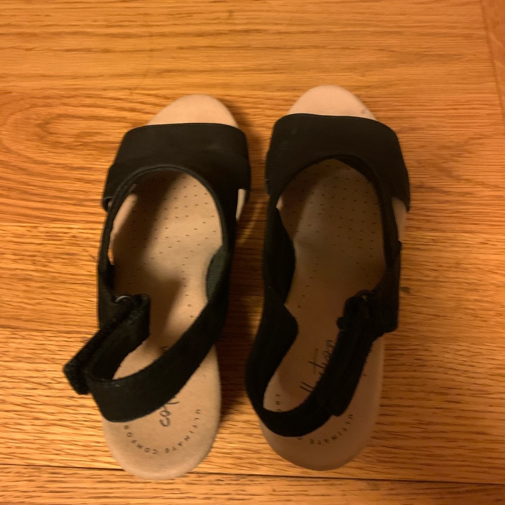Clark’s summer wedges